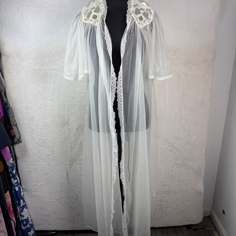 Val Mode Lingerie Vintage Sheer Lace Robe White Beaded Flutter Sleeve Large 9274